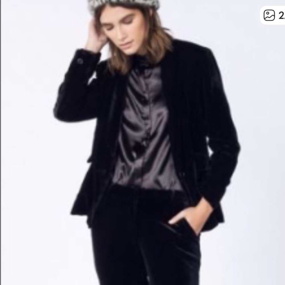 Love Tree Black Velvet Button shirt